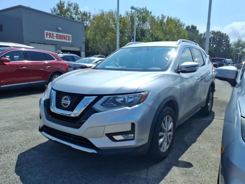 Certified 2019 Nissan Rogue SV AWD/4WD image 5