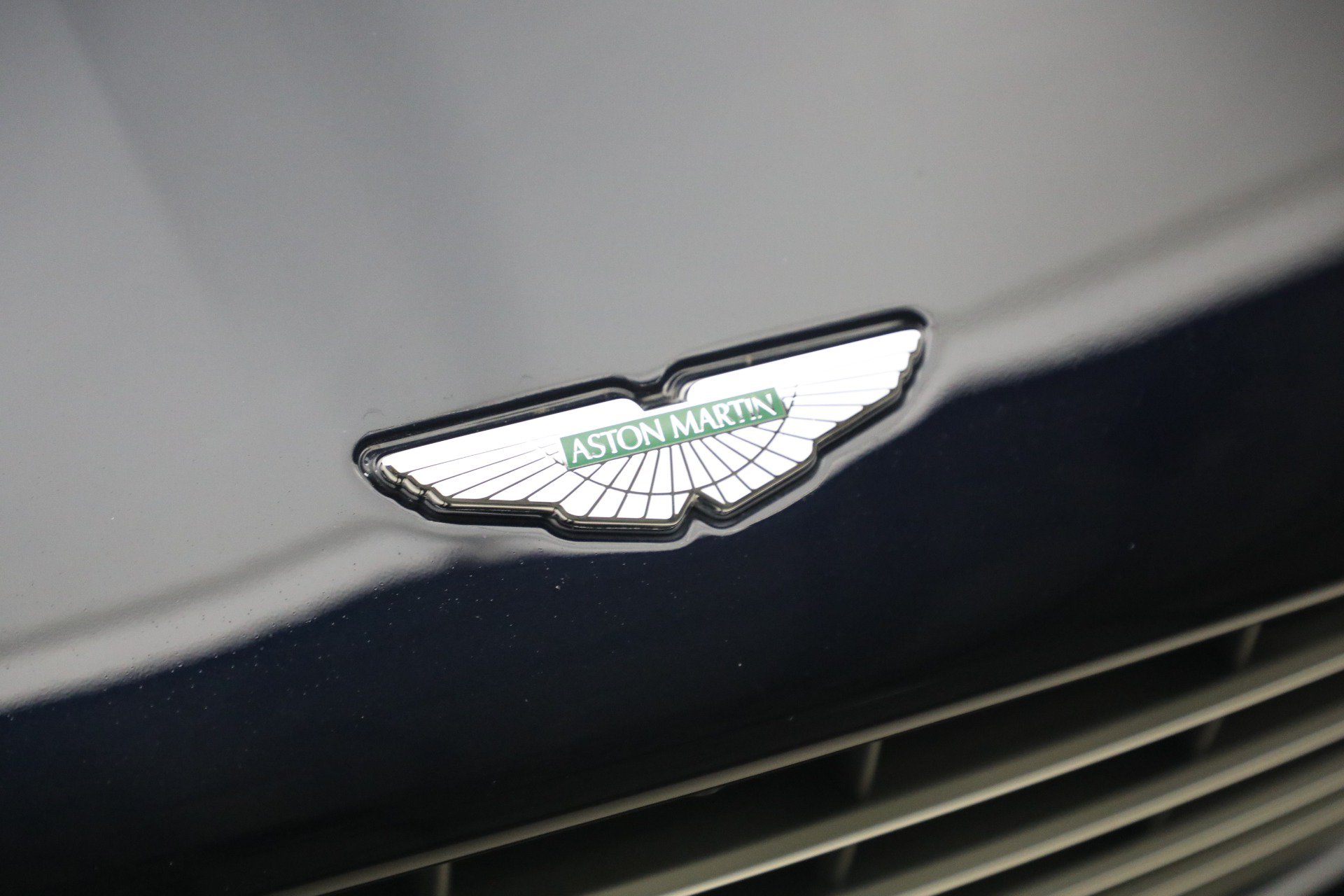 Used 2019 Aston Martin DB11 Volante RWD image 26