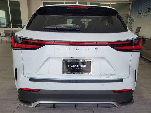 Certified 2025 Lexus NX 450h+ F Sport w/ Towing Package (2000 Lbs) image 5