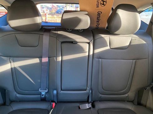 New 2025 Hyundai Tucson SEL image 18