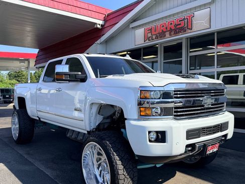 Used 2017 Chevrolet Silverado 2500 High Country w/ Duramax Plus Package AWD/4WD image 16