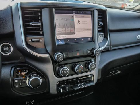 Used 2024 RAM 2500 Big Horn image 31