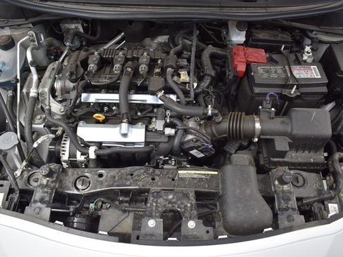 Used 2025 Nissan Versa S w/ Lighting Package image 30