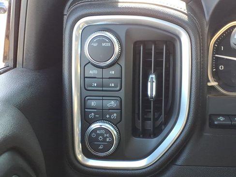 Used 2020 GMC Sierra 2500 Denali w/ Denali Ultimate Package AWD/4WD image 31