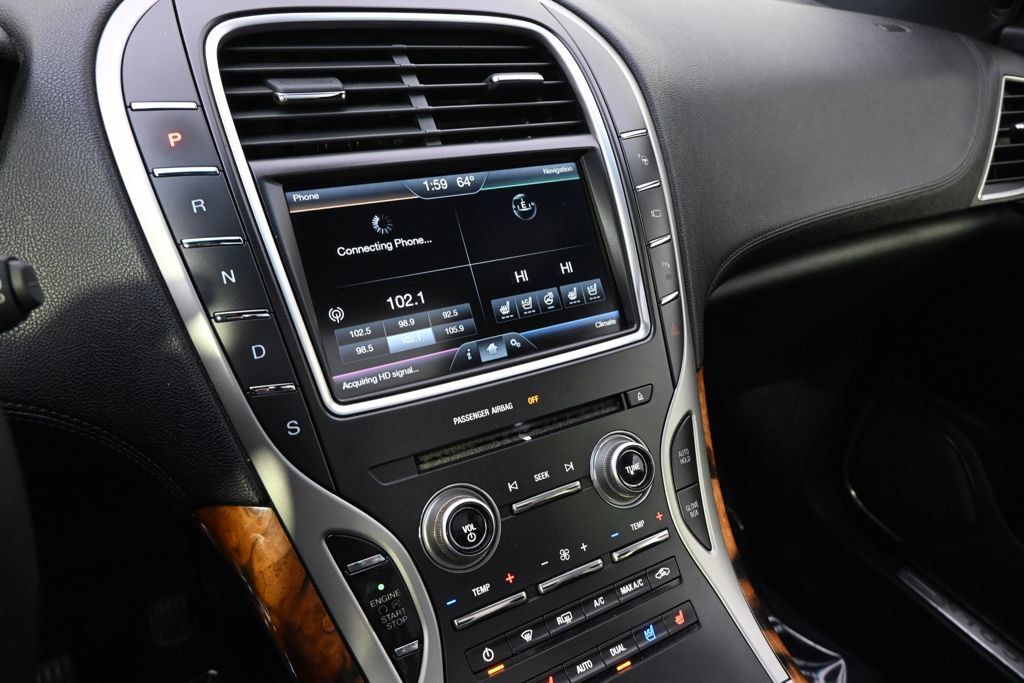 Used 2016 Lincoln MKX Reserve w/ Technology Package AWD/4WD image 28