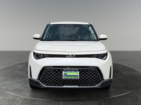 Used 2023 Kia Soul EX FWD image 2