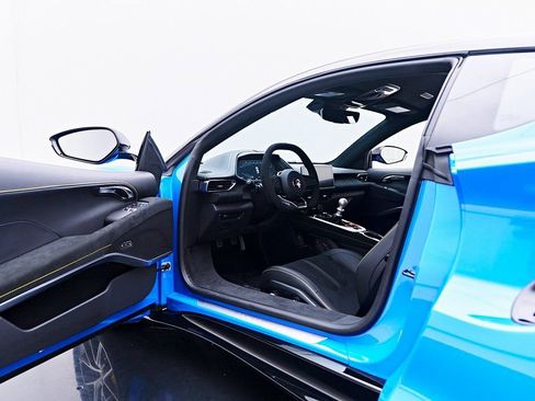 Used 2025 Lotus Emira image 35