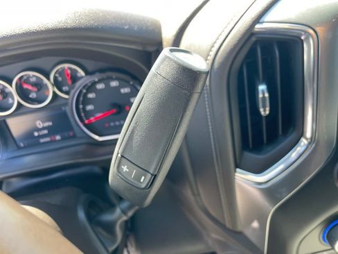 Used 2019 Chevrolet Silverado 1500 LT w/ All-Star Edition AWD/4WD image 12