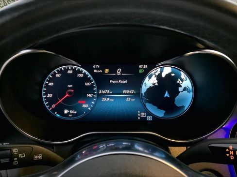 Used 2022 Mercedes-Benz GLC 300 image 25