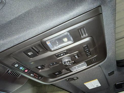 Certified 2023 Chevrolet Tahoe High Country AWD/4WD image 35