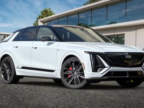 New 2026 Cadillac Lyriq V w/ Exterior Carbon Fiber Package image 2