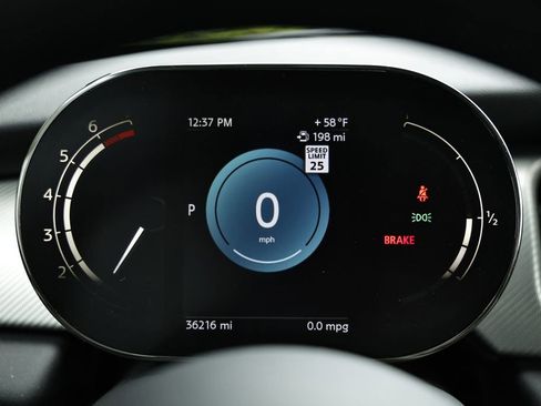 Used 2024 MINI Cooper 2-Door Hardtop FWD image 28