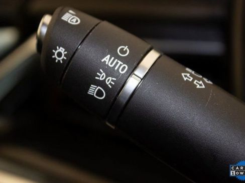 Used 2025 Cadillac XT5 Premium Luxury image 26