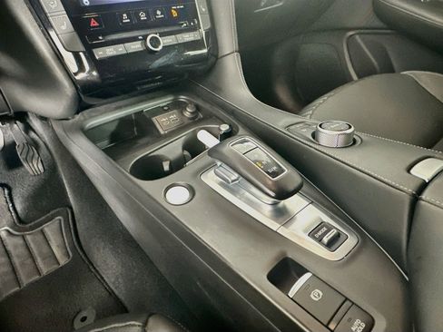 Used 2023 INFINITI QX50 Luxe FWD image 24