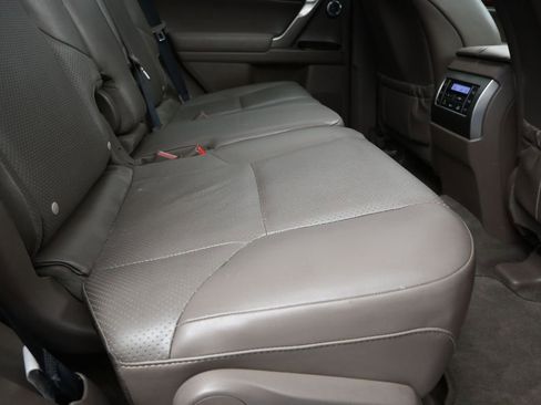 Used 2019 Lexus GX 460 Luxury AWD/4WD image 22