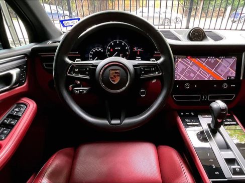 Used 2023 Porsche Macan GTS AWD/4WD image 5