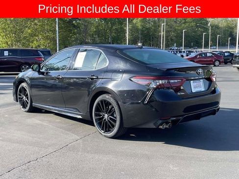 Used 2024 Toyota Camry XSE FWD image 3