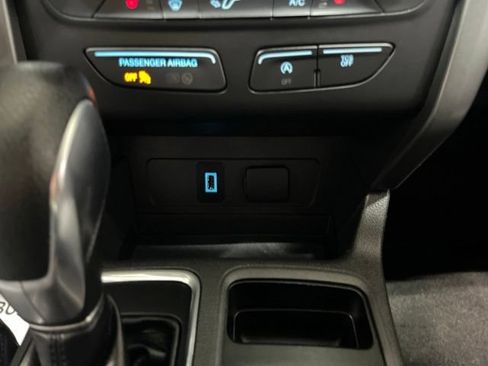 Certified 2019 Ford Escape SE AWD/4WD image 50