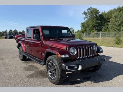 Used 2021 Jeep Gladiator Overland w/ Popular Equipment Package