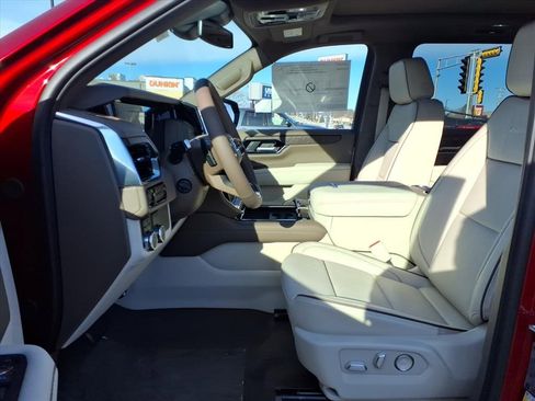 New 2026 GMC Yukon XL Denali w/ Sun & Power Step Package image 4