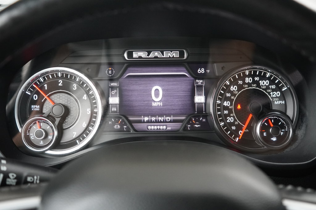 Used 2020 RAM 1500 Big Horn AWD/4WD image 18