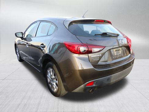 Used 2015 MAZDA MAZDA3 i Sport image 4