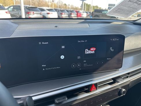 Used 2024 Kia Sorento S w/ Panoramic Sunroof Package image 25