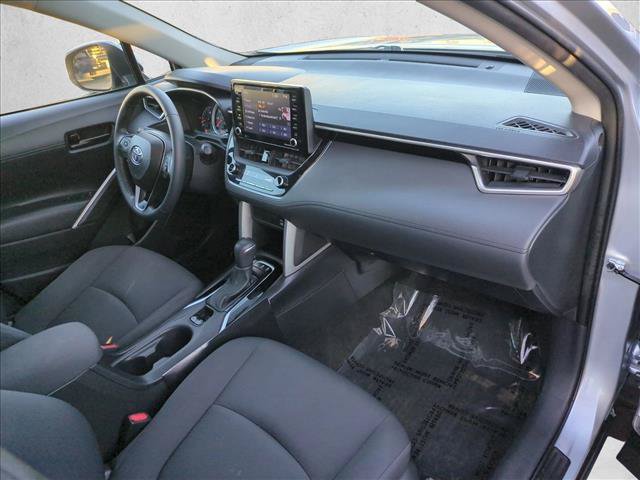 Certified 2022 Toyota Corolla Cross LE w/ Moonroof Package AWD/4WD image 22