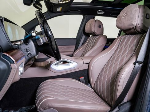 Used 2026 Mercedes-Benz Maybach GLS 600 4MATIC image 25