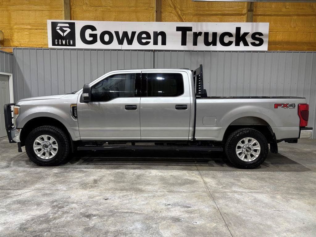 Used 2020 Ford F250 XLT w/ XLT Value Package AWD/4WD image 2