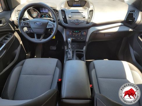 Used 2017 Ford Escape SE FWD image 16
