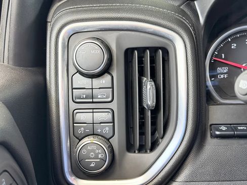 Used 2021 Chevrolet Silverado 1500 LTZ w/ Technology Package AWD/4WD image 38