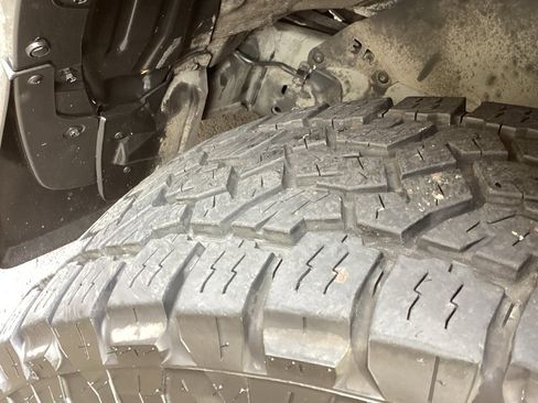 Used 2021 Toyota 4Runner Limited image 12