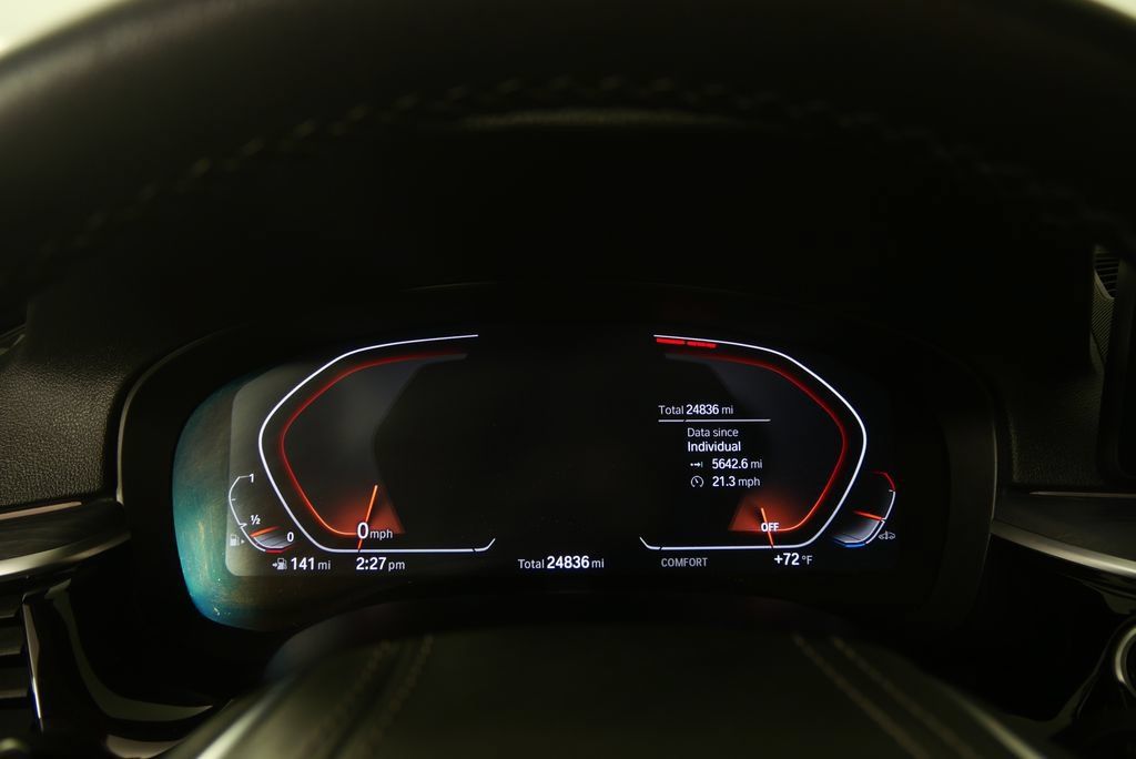 Used 2022 BMW 530i RWD image 19