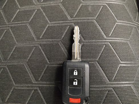 Used 2025 Mitsubishi Outlander Sport AWD image 32