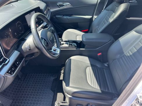 Used 2024 Kia Sportage SX FWD image 9