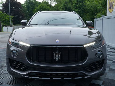 Used 2018 Maserati Levante S GranSport AWD/4WD image 15
