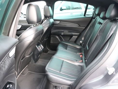 Used 2023 Maserati Grecale GT image 12