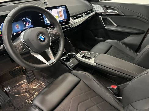 Used 2025 BMW X1 xDrive28i w/ Premium Package AWD/4WD image 10