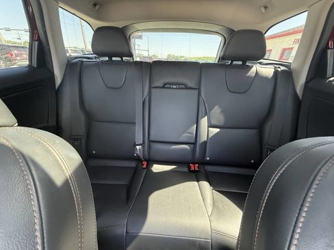 Used 2017 Volvo XC60 T6 Dynamic w/ Climate Package AWD/4WD image 32