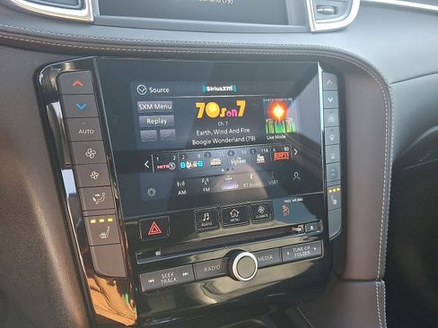 Certified 2022 INFINITI QX50 Luxe w/ Cargo Package image 17