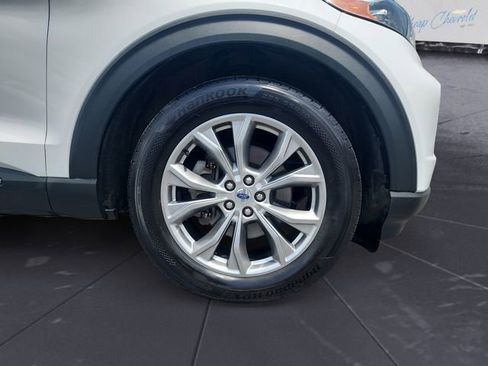 Used 2021 Ford Explorer Limited AWD/4WD image 9