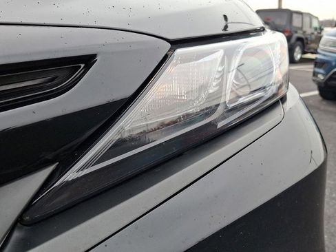 Certified 2023 Toyota Camry SE image 9