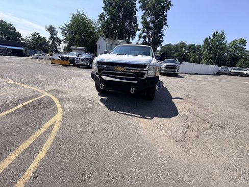 Used 2013 Chevrolet Silverado 3500 W/T w/ Snow Plow Prep Package AWD/4WD image 38