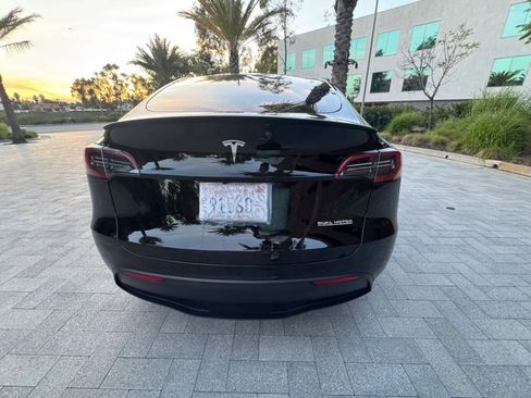 Used 2023 Tesla Model Y Performance AWD/4WD image 13