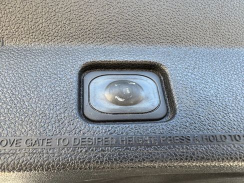 Used 2016 Ford Explorer Limited AWD/4WD image 33