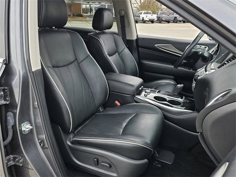 Used 2020 INFINITI QX60 Luxe w/ Essential Package image 17