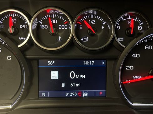 Used 2021 Chevrolet Tahoe RST w/ Luxury Package image 18