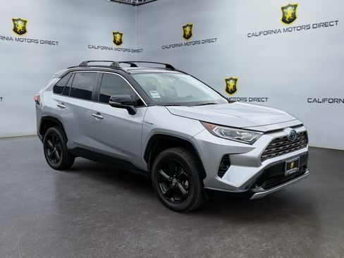 Used 2020 Toyota RAV4 XSE w/ XSE Grade Weather Package AWD/4WD image 7