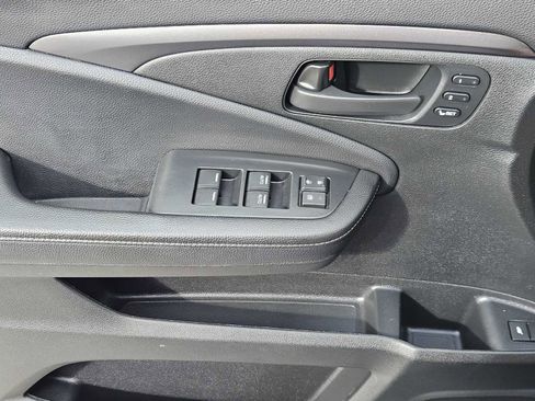 Used 2024 Honda Passport EX-L image 22